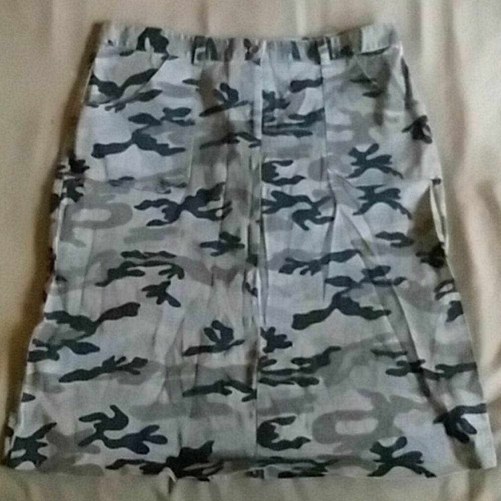 Denim camouflage midi skirt